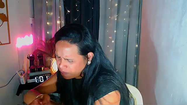 Lorainnelustts webcam