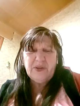 Apeesynka55211 webcam