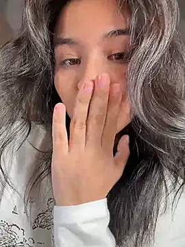 Adriennesexxx webcam