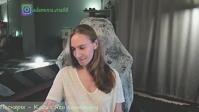 _Eva_Adama webcam