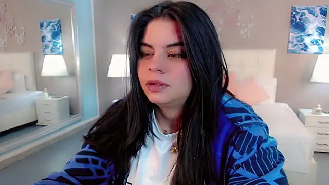 _Maddison_Ivanova_ webcam