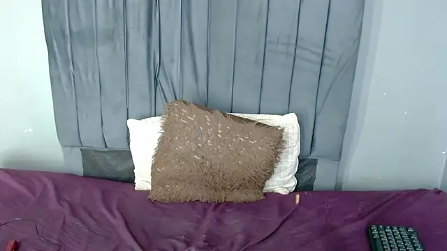 ChubbyBuddyxXx webcam