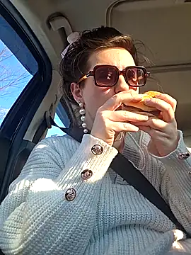 Ashlovescannabis webcam