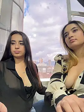 Antonella_Julieta webcam