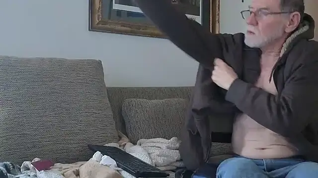 cdforu - CDforU's free webcam - UK Sex Cams