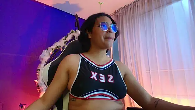 Emmapark_ live sex cam