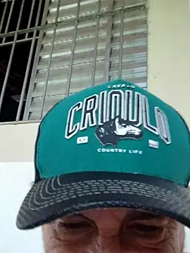 Peludo173317's live cam