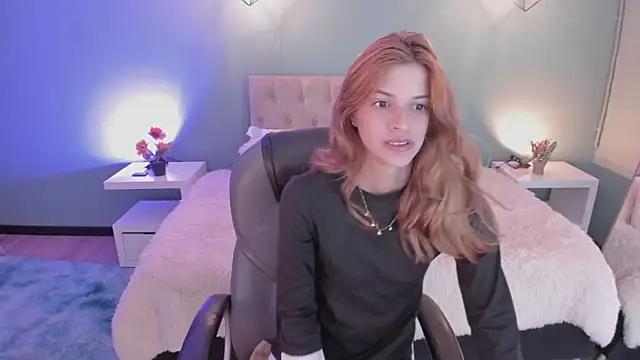 Nora_Vennucci webcam