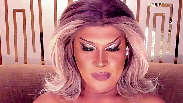 MistressDuhara webcam