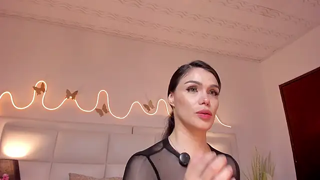 Antonella_Maxwell webcam