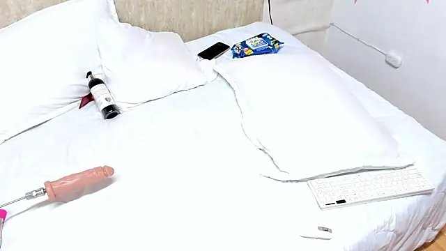 miiaa_m1 - Miiaa_m1's free webcam - UK Sex Cams