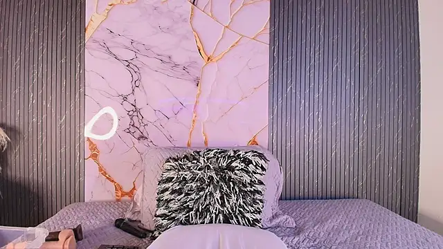 big_tits_in_your_face webcam