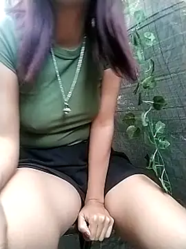 MirandaSingle webcam