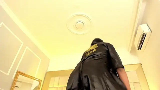 IsabellaDarrell_ts webcam