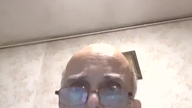 mariusica1@xh webcam