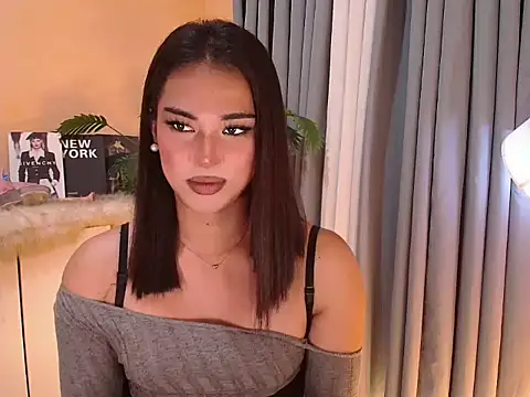 magnificent_kitana webcam