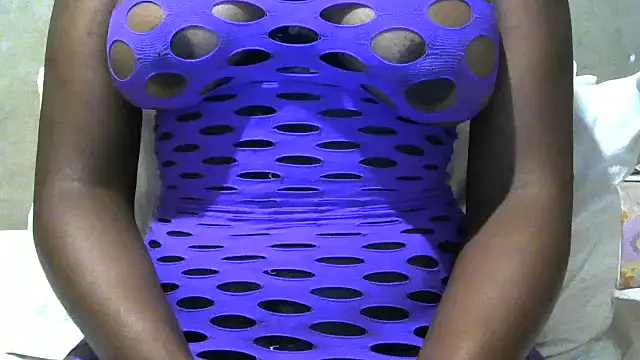 Sweetblcklips webcam