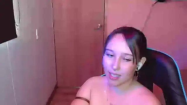 Skarlet_Adams28 webcam