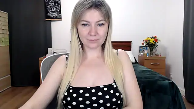 ParadiseAlina webcam