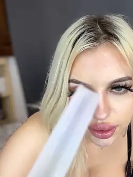 Steffi_Snowbunny webcam