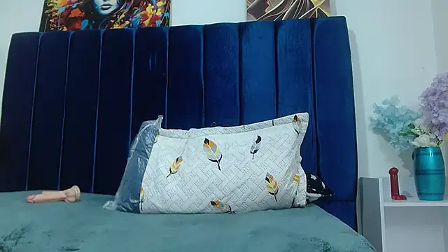 Bombom_brown1 webcam