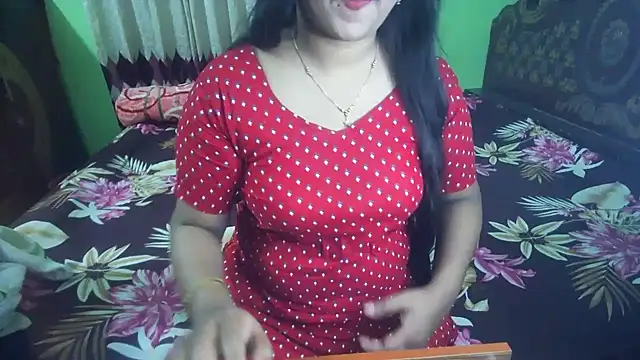 BengaliQueenStar webcam