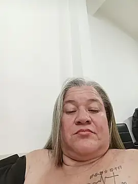 MilF-eterna_69 webcam