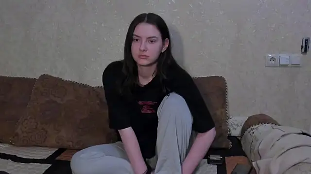 love_lina_muuur webcam