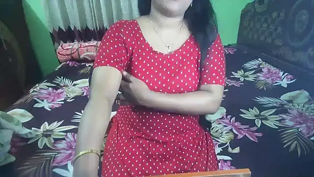 BengaliQueenStar webcam