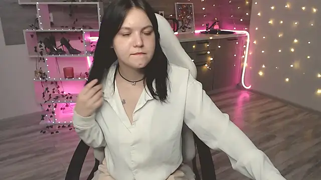 lily_milleerr webcam