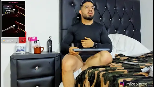 mikeblaree live sex cam