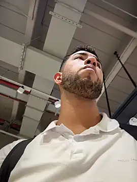 liam_bronw's live cam