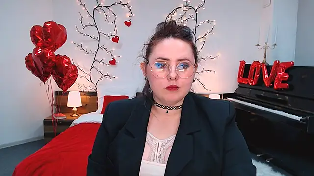 Hennessy_bunny webcam