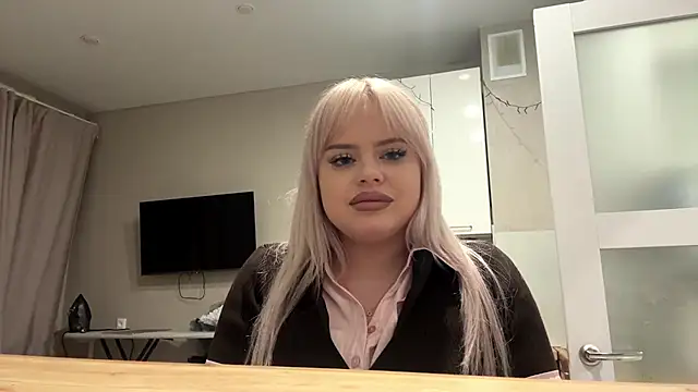 lollyjollm - Lollyjollm's free webcam - UK Sex Cams