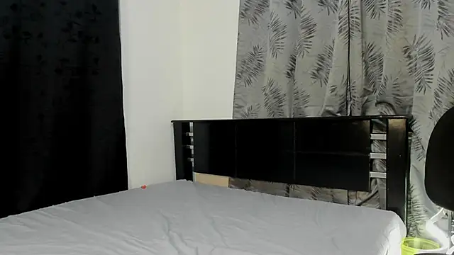 Violeta_Gracee webcam