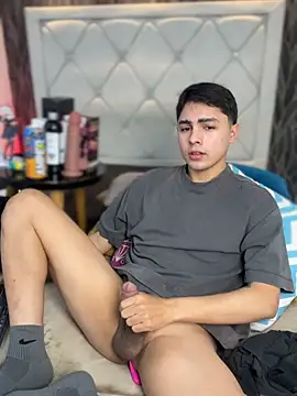 Samu_Hott live sex cam