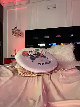 TweetiePieXXX webcam