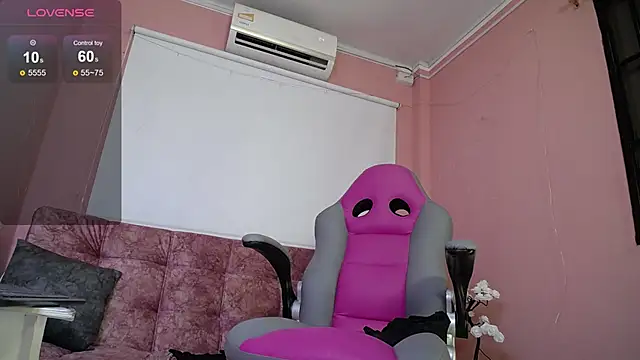 NatashaHot158 webcam