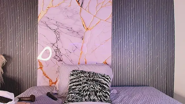 big_tits_in_your_face webcam