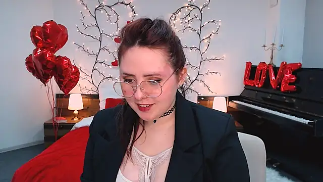 Hennessy_bunny webcam