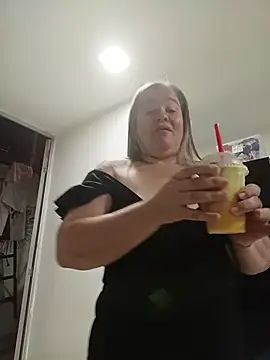 MilF-eterna_69 webcam