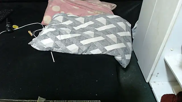 SweetHotBabby18 webcam