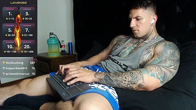 Shane_Clay webcam