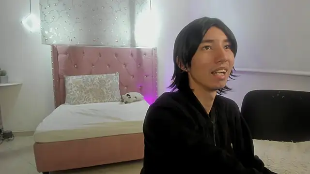 loverisu-coral webcam