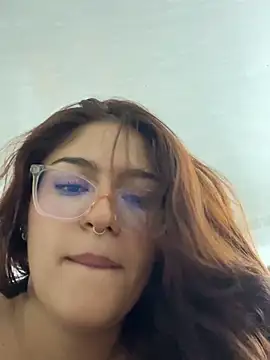 Webcam Model (Juliana_News)  is live.Free join now!