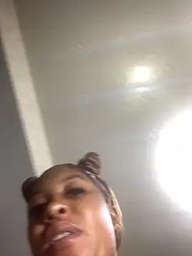 Creamy_bitchxxx webcam