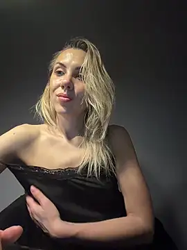 ElenaWhitmore webcam