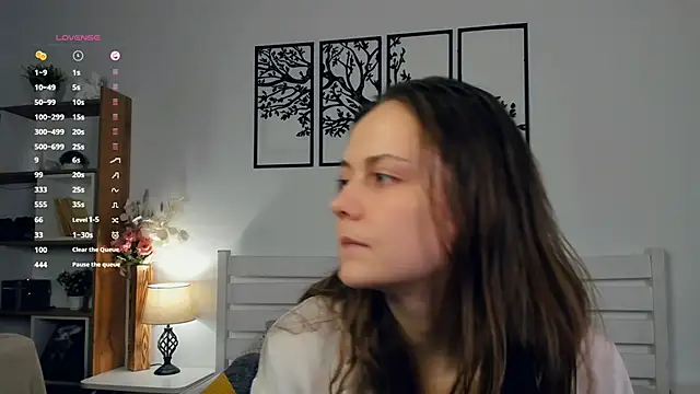 MalvinaTrafford webcam