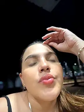 Webcam Model (Colibri_xxx)  is live.Free join now!