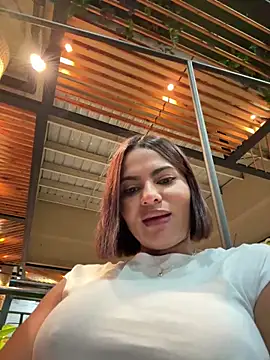 Irina_Velvett webcam